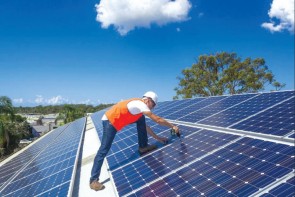 Bài học từ chính sách điện mặt trời của California (Mỹ)