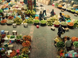 Hà Nội – Chợ dân sinh, lối sống và sức khỏe cộng đồng bị đe dọa