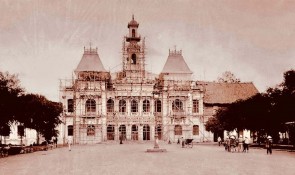 Tòa thị chính Sài Gòn - Lâu đài trăm năm bao giờ rộng cửa?