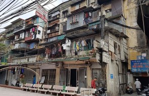 Cải tạo chung cư cũ ở Hà Nội: Chỉ lựa khu “đất vàng”?