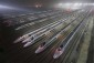 Trung Quốc dồn dập đầu tư đường sắt cao tốc để vực dậy nền kinh tế