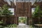 Wall house / thiết kế: Creative Architects