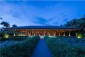 Nhà Thờ Phật + thờ tổ tiên gia đình tại Bến Tre / thiết kế: VTN Architects