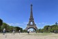 Pháp dừng các dự án xây dựng tòa nhà gần chân tháp Eiffel