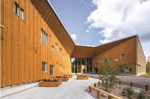 Tòa nhà đa năng Keravanjoki: Hướng tới một không gian lành mạnh & an toàn